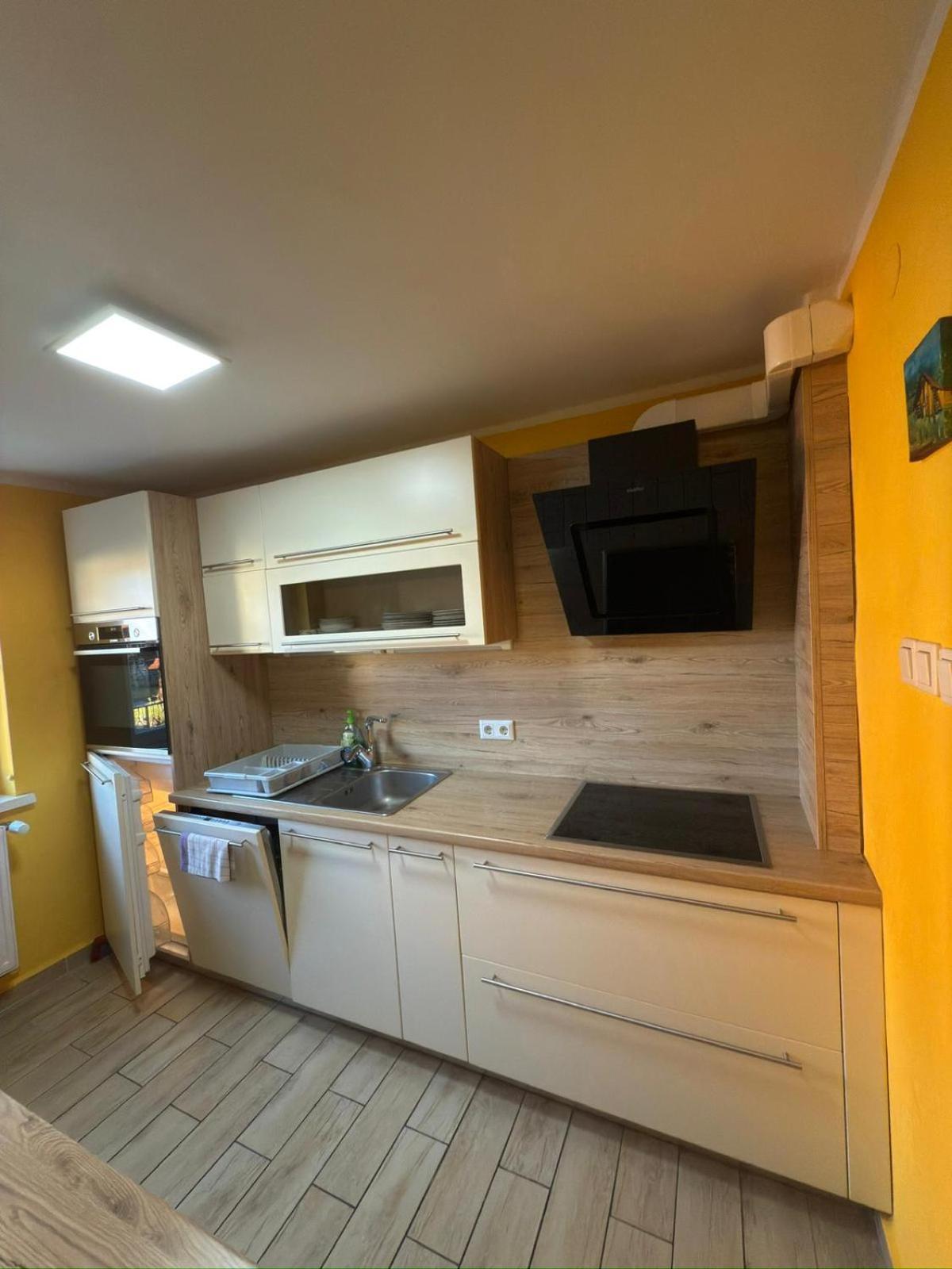 Sobe-Apartma Maribor Exteriér fotografie